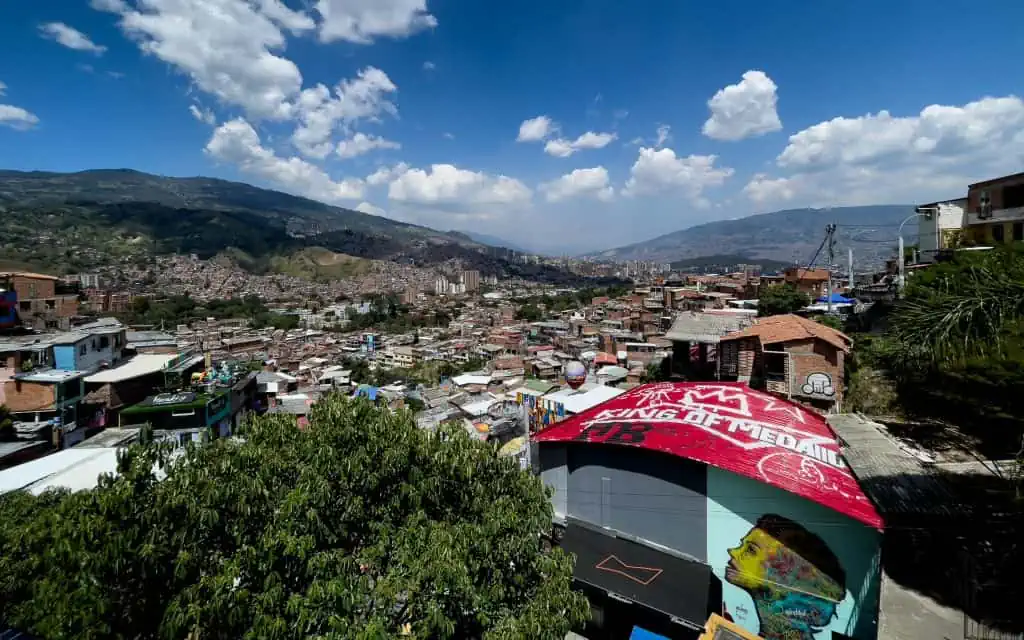 Medellin Sehenswürdigkeit Aussicht auf die Comuna 13