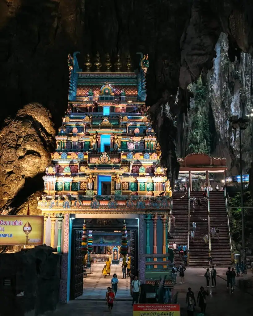 Tempel in den Batu Caves Kuala Lumpur
