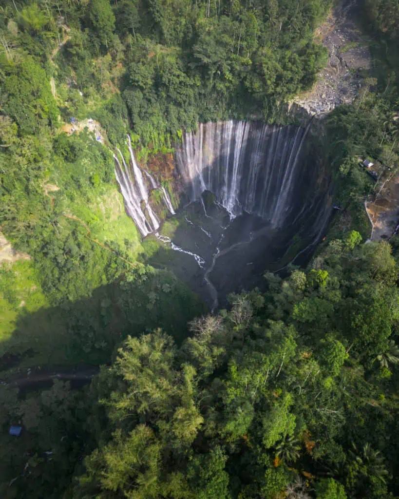 Tumpak Sewu Wasserfall Java Drohne