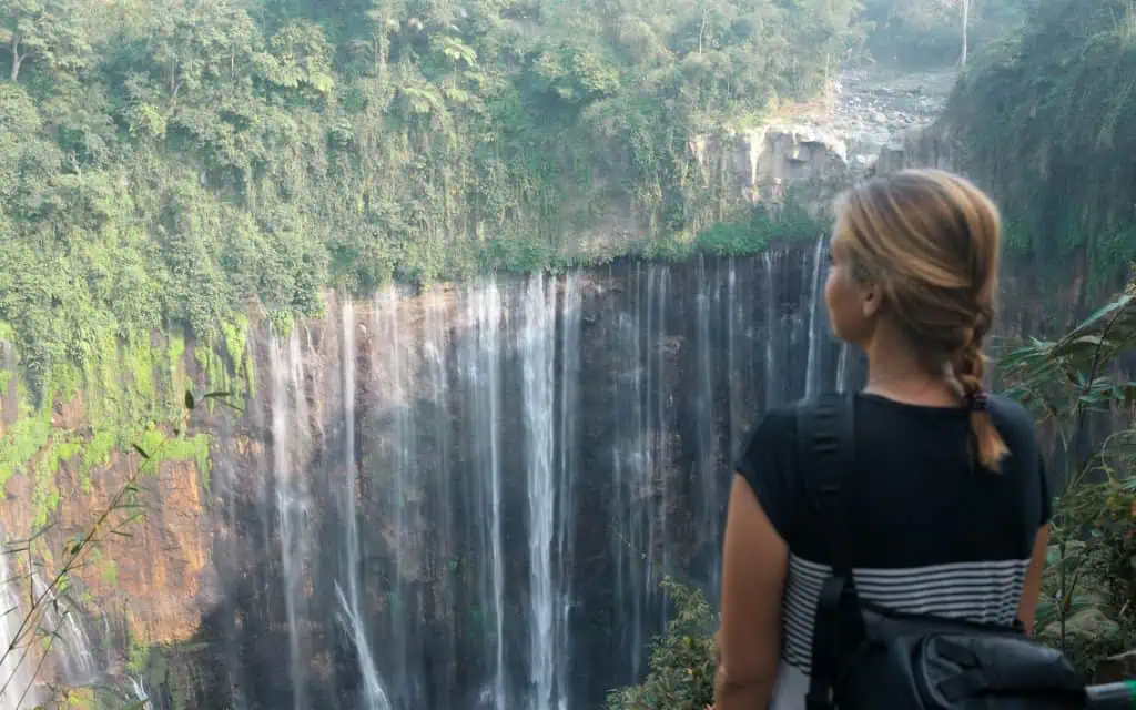 Tumpak Sewu Wasserfall Java Indonesien Anika