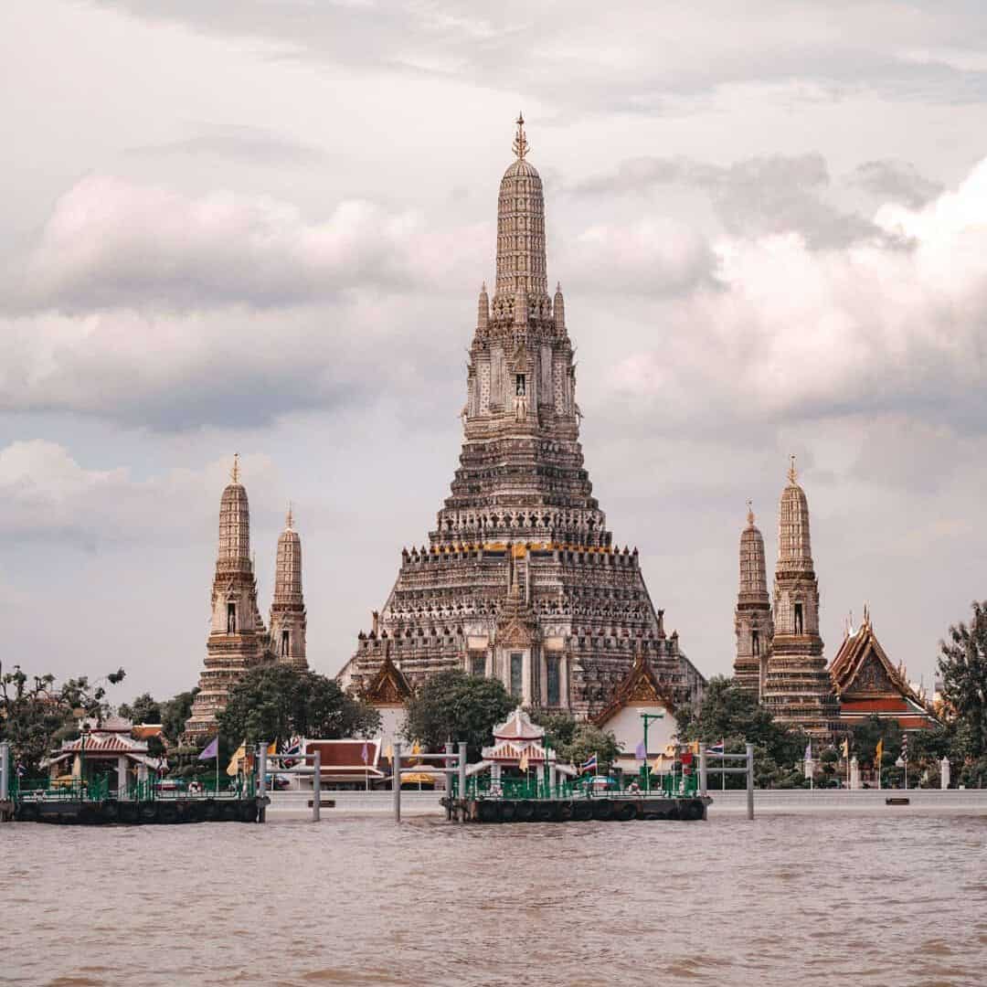 Wat Arun Tempel der Morgenröte in Bangkok