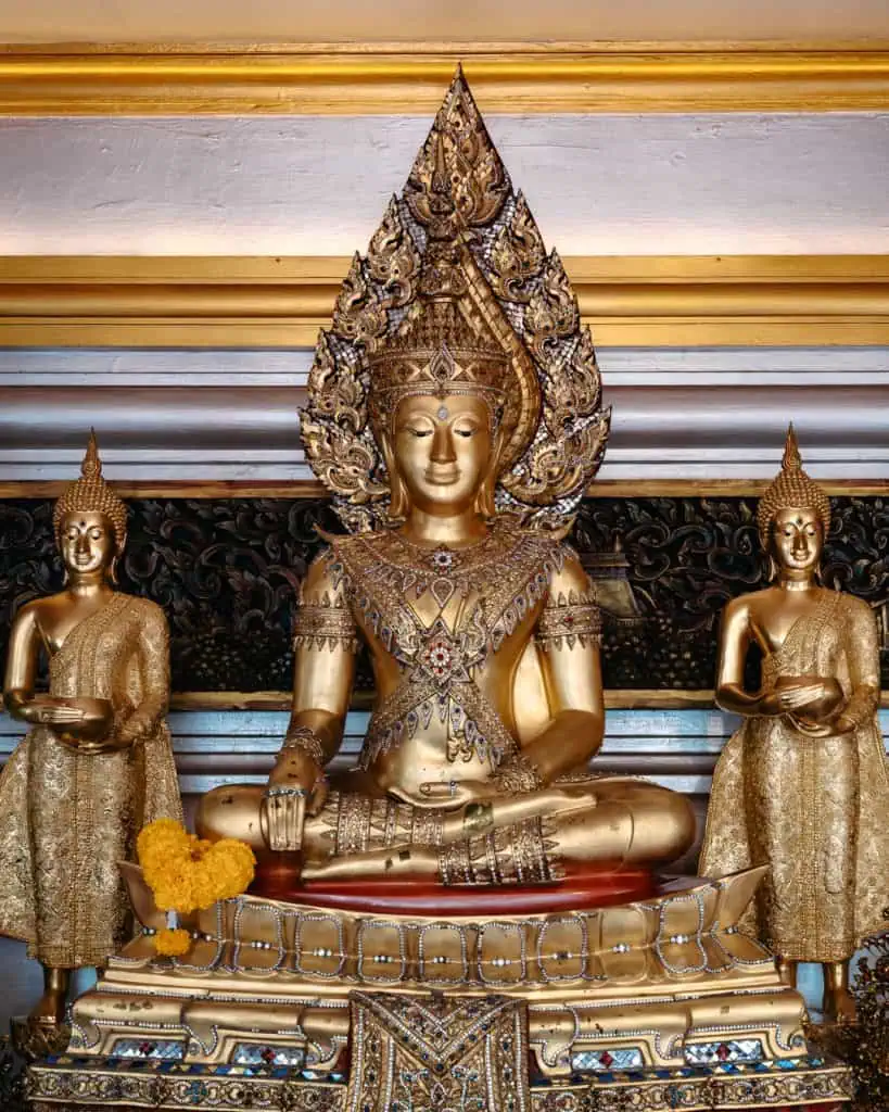 Buddha im Wat Saket Bangkok