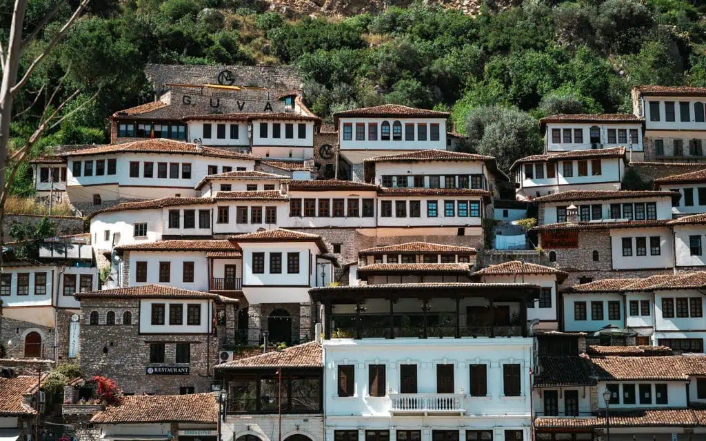 Berat, Stadt der tausend Fenster, Highlight eines Albanien Urlaubs
