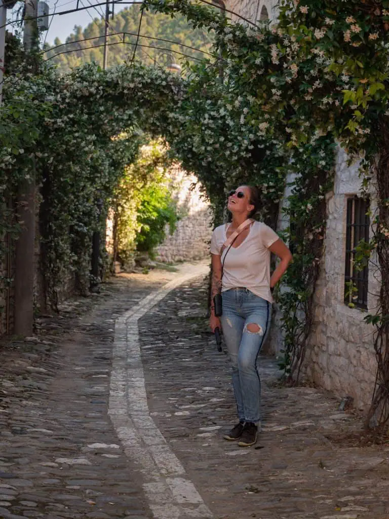 Schlendern durch die Gassen in Berat Albanien